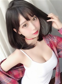 童颜巨乳COSER小姐姐yami推特图集 Yami-twitter10